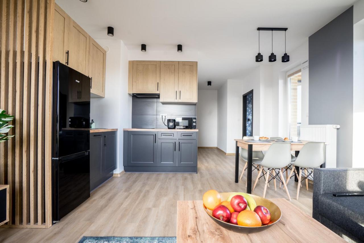 Bizapartments - Modern Flats With Parking Varsó Kültér fotó