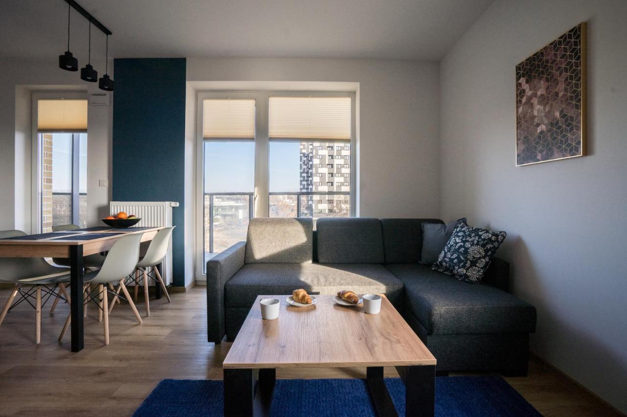 Bizapartments - Modern Flats With Parking Varsó Kültér fotó