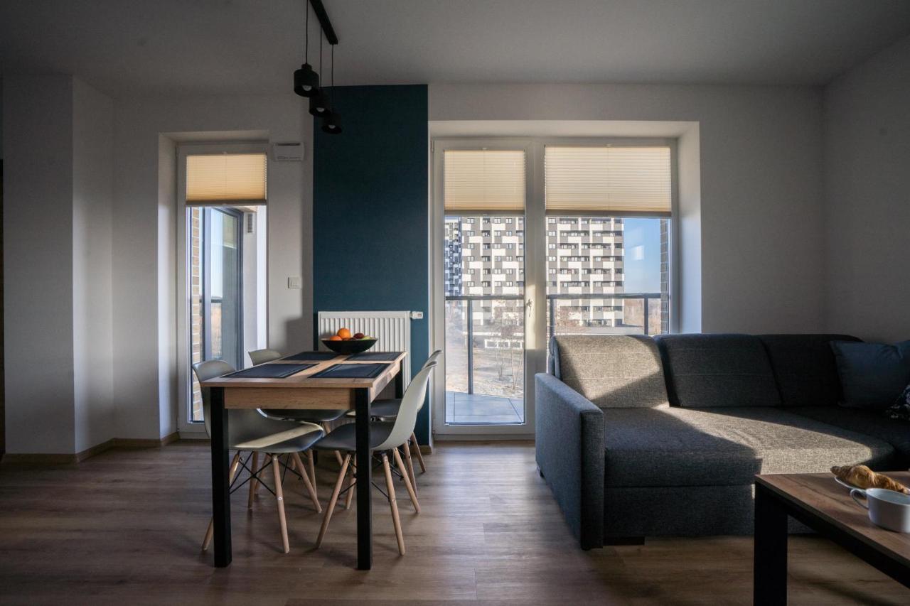 Bizapartments - Modern Flats With Parking Varsó Kültér fotó