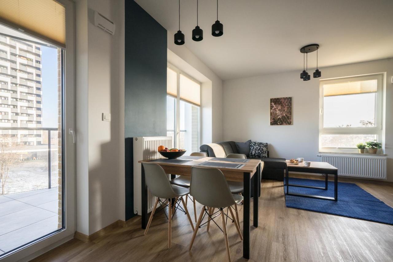Bizapartments - Modern Flats With Parking Varsó Kültér fotó
