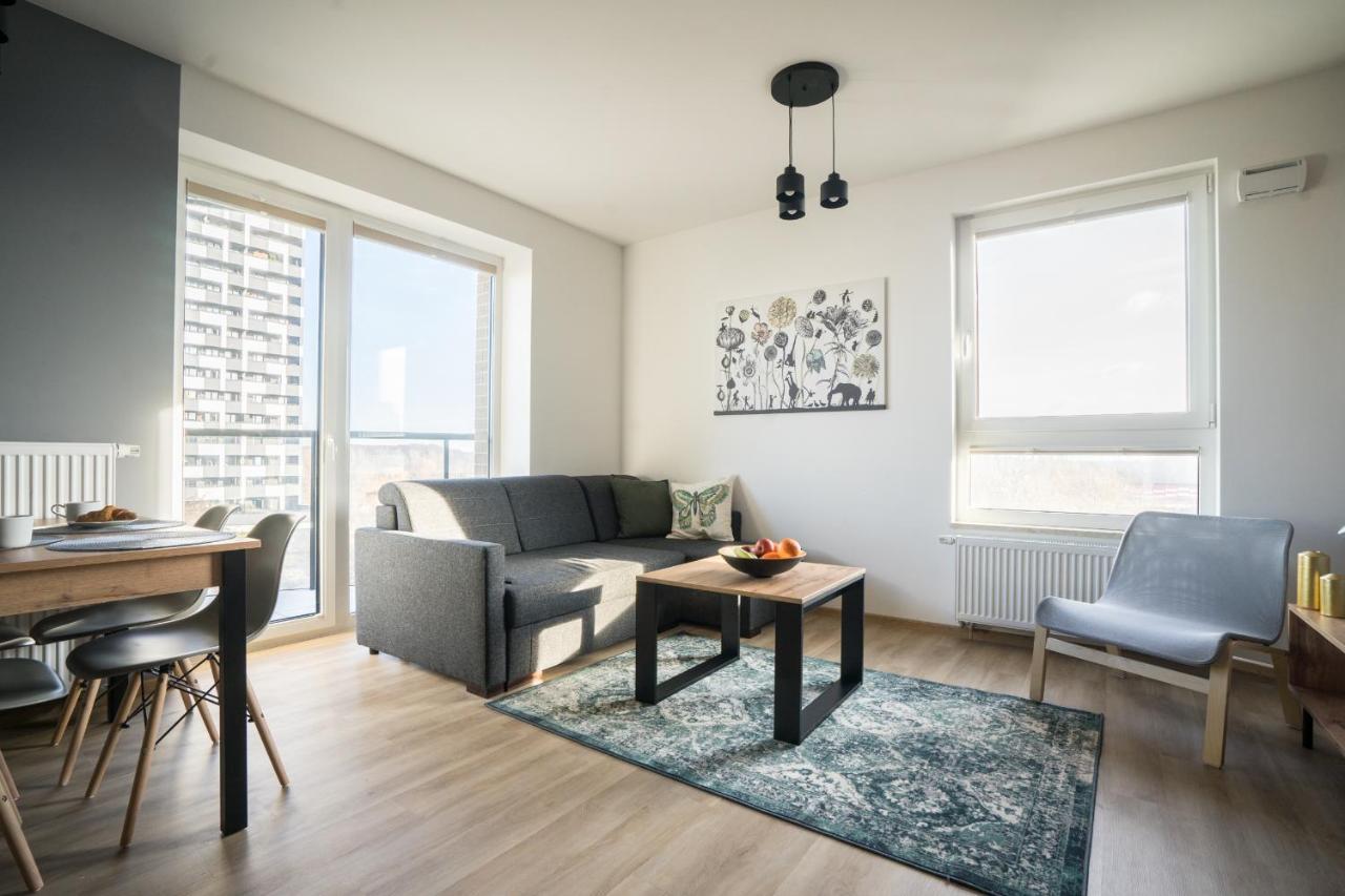 Bizapartments - Modern Flats With Parking Varsó Kültér fotó