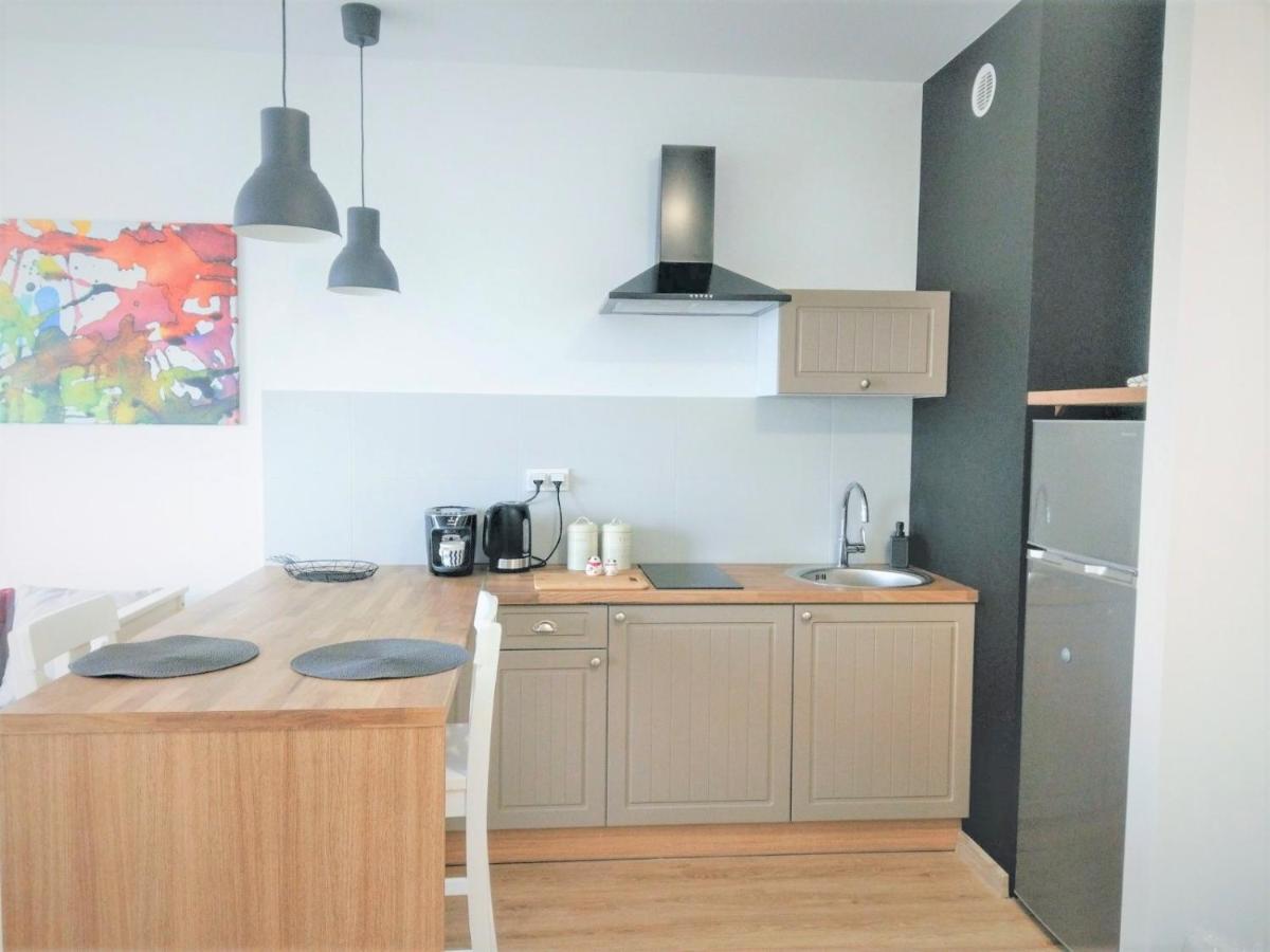 Bizapartments - Modern Flats With Parking Varsó Kültér fotó